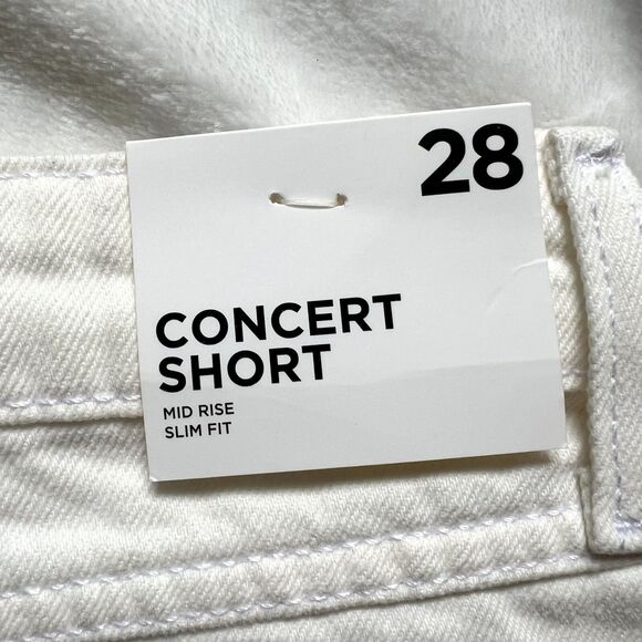Forever 21 NWT White Concert Shorts Mid-Rise Slim Fit Cotton women's Size W28 - Picture 6 of 10